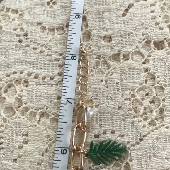 NWT SEA LIFE CHARM BRACELET 7” w/  1” extender. - Picture 3 of 7